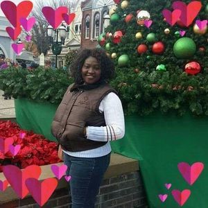 Meet your Posher, Adetutu